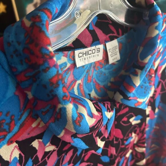 Chico's Bold Blue and Pink Floral Button Down Shirt Size 3 - Picture 7 of 16
